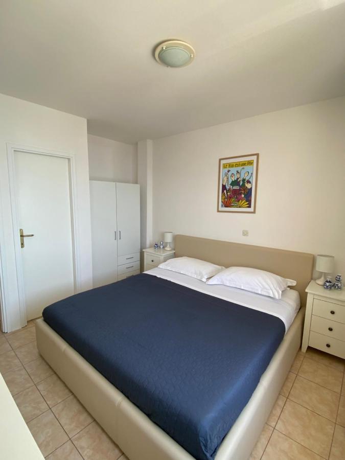Villa Leo Beach Apartment Podgora Kültér fotó
